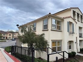 401 Castiano St, Unit 1 in Camarillo, CA - Building Photo