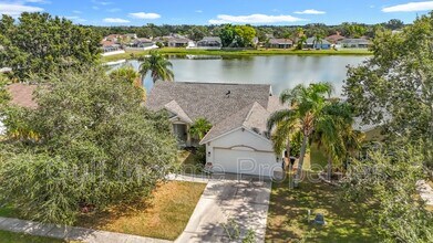 4218 Berkeley Dr in Parrish, FL - Building Photo - Building Photo