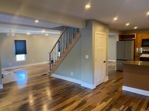 143 Lincoln St in Chelsea, MI - Building Photo - Building Photo