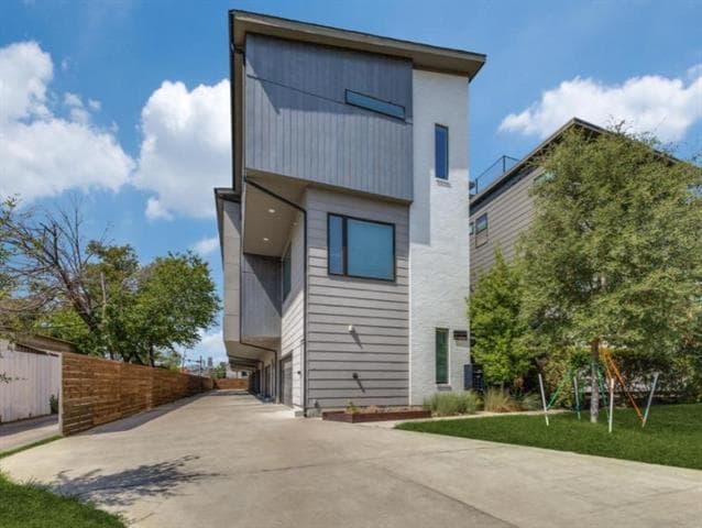 property at 1715 Bennett Ave