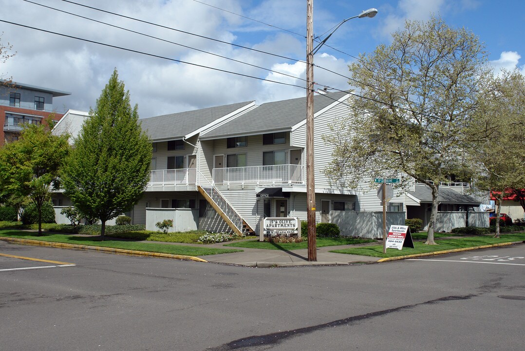 15th & Olive Apartments in Eugene, OR - Building Photo