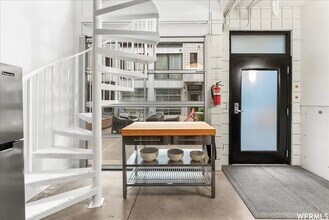 360 W Broadway in Salt Lake City, UT - Building Photo - Building Photo