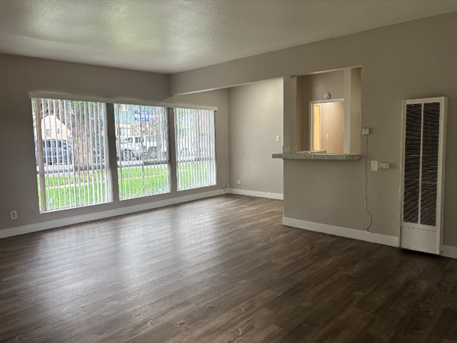 134 E Wakefield Ave