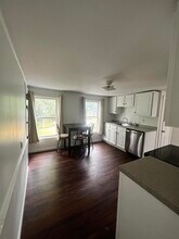 394 Main St, Unit 394B Main St in South Berwick, ME - Building Photo - Building Photo