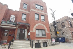 2347 W 24th Pl, Unit G06C in Chicago, IL - Building Photo