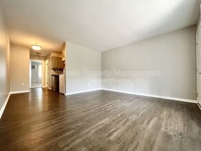 1350 Kendall St SE in Grand Rapids, MI - Building Photo - Building Photo