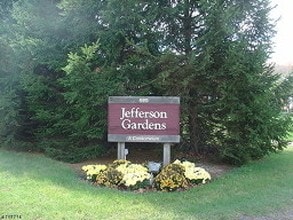 680 NJ-15 in Jefferson, NJ - Building Photo - Building Photo