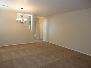 420 E Palomino Way in San Tan Valley, AZ - Building Photo - Building Photo