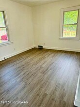 4105 North Ln in Louisville, KY - Building Photo - Building Photo