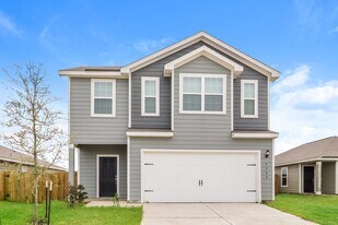 5902 Sapphire Lagoon Rd in Mont Belvieu, TX - Building Photo