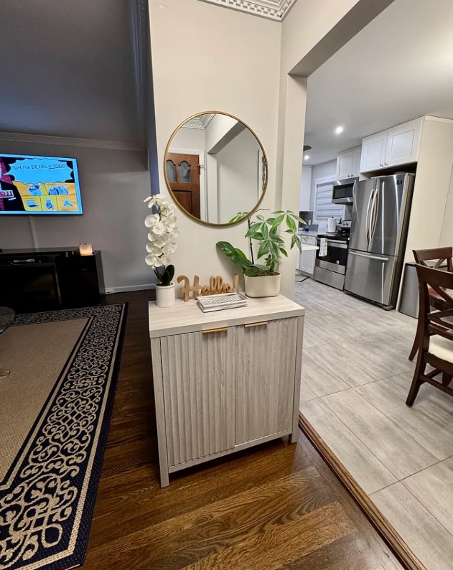 80 Hickory Rd in Port Washington, NY - Foto de edificio - Building Photo