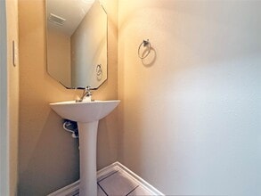 63 Ledgestone Pl in Spring, TX - Building Photo - Building Photo