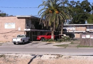 Sunset Valley Apartments in Houston, TX - Building Photo - Building Photo