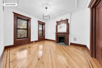 209 Jefferson Ave in Brooklyn, NY - Building Photo - Building Photo