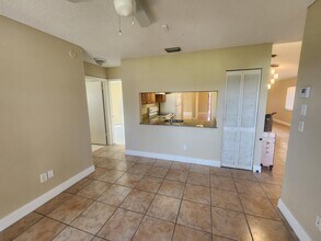 1455 Longarzo Pl in West Palm Beach, FL - Building Photo - Building Photo