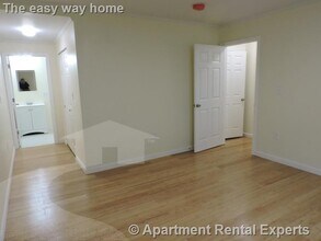 47 Dane St, Unit 1 in Somerville, MA - Building Photo - Building Photo