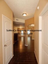 7025 Laurie St in Farmington, NM - Building Photo - Building Photo