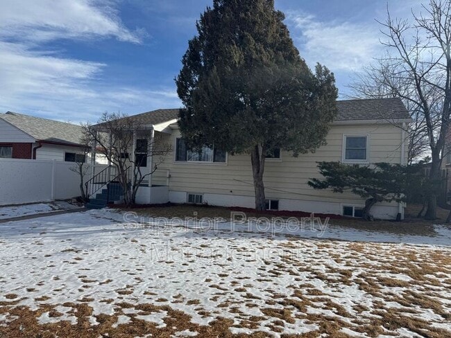 property at 1947 E 18th St