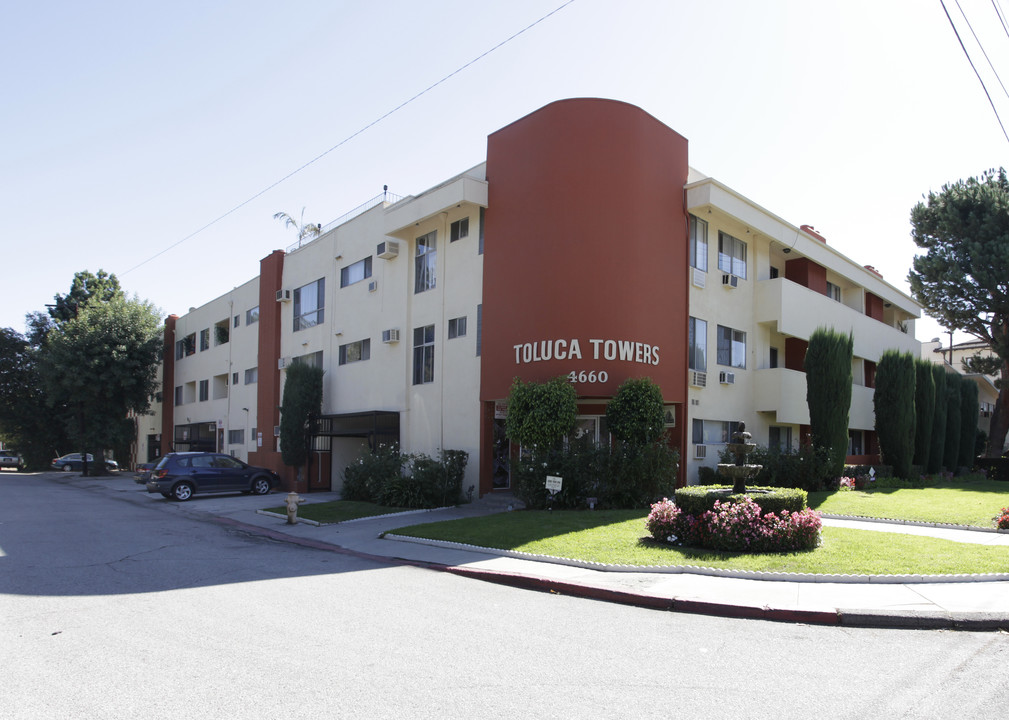 Toluca Towers in Toluca Lake, CA - Foto de edificio