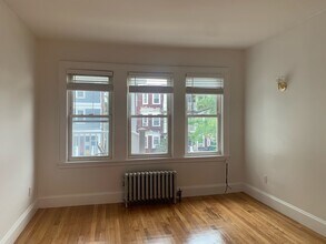 29 Gibson St in Boston, MA - Building Photo - Building Photo
