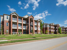 The Greens at Mustang Creek Apartamentos