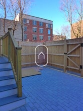 33 Lenox St in Boston, MA - Foto de edificio - Building Photo