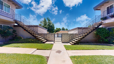 2536-2542 Price Dr in La Verne, CA - Building Photo - Building Photo