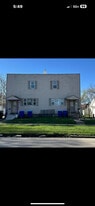 208 2nd St SE, Unit 208 in Oelwein, IA - Building Photo