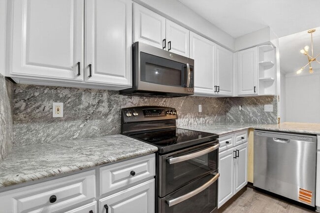 property at 2032 Alta Meadows Ln