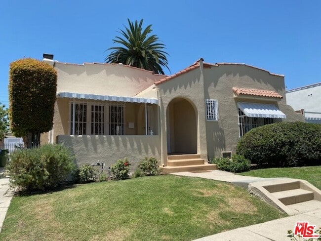 property at 533 N Norton Ave