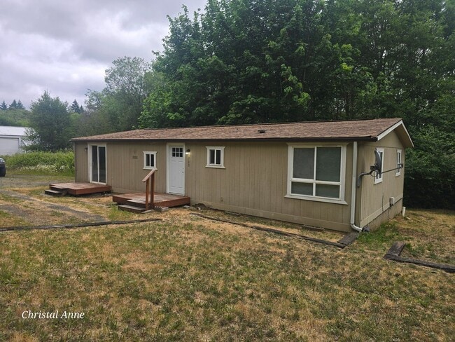 property at 760 SE Cook Plant Farm Rd