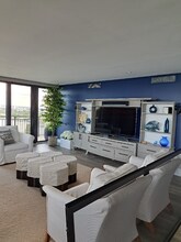 7600 Bayshore Dr in Treasure Island, FL - Building Photo - Building Photo