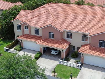 6315 Vista Verde Dr W in Gulfport, FL - Building Photo