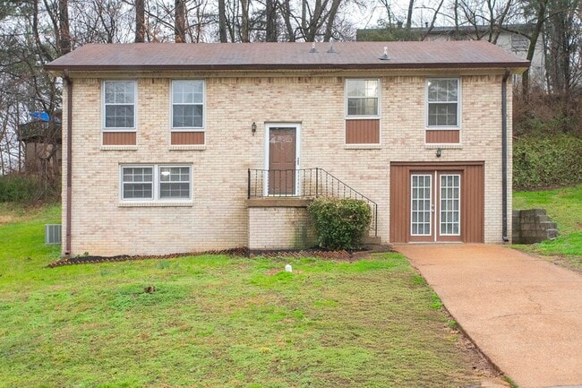 108 Panamint Dr