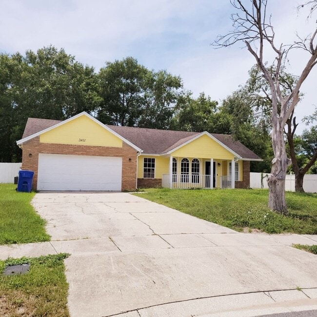 property at 2401 Griffin Ct