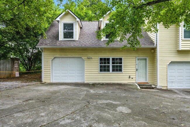 property at 2710 Hodge Rd