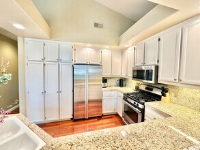 11380 Provencal Pl in San Diego, CA - Building Photo - Building Photo