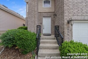 5523 Tomas Cir. in San Antonio, TX - Foto de edificio - Building Photo