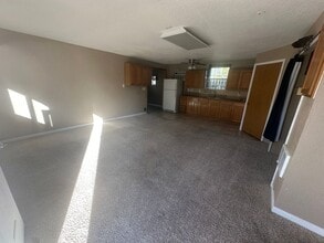 1210 9th Ave-Unit -1210 9th Ave (Back) in Scottsbluff, NE - Building Photo - Building Photo