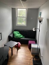 3501 Boulevard of the Allies Blvd, Unit 2 in Pittsburgh, PA - Building Photo - Building Photo