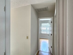 618 Windsong Ln in Durham, NC - Building Photo - Building Photo