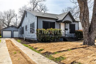 112 W Hermine Blvd in San Antonio, TX - Building Photo - Building Photo