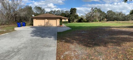 810 Placid Lakes Blvd in Lake Placid, FL - Foto de edificio - Building Photo