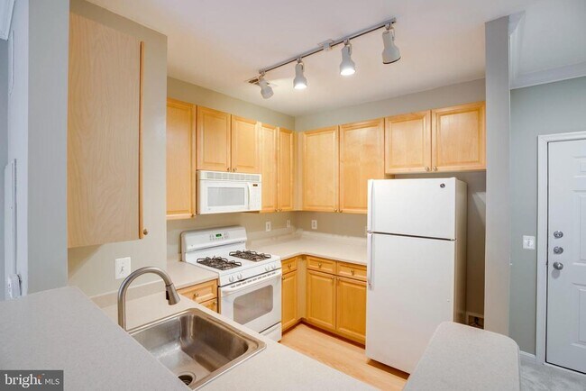 property at 9480 Virginia Center Blvd