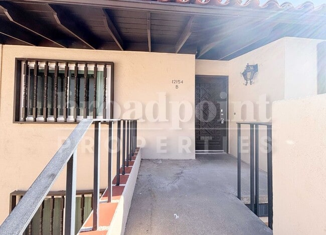 12154 Rancho Bernardo Rd in San Diego, CA - Building Photo - Building Photo
