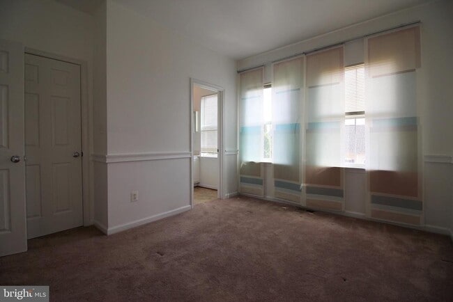 property at 2965 Chinkapin Oak Ln