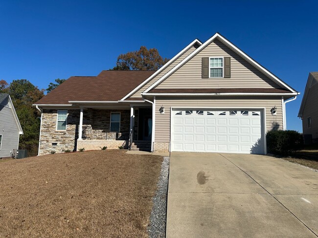 property at 1677 Kershaw Loop