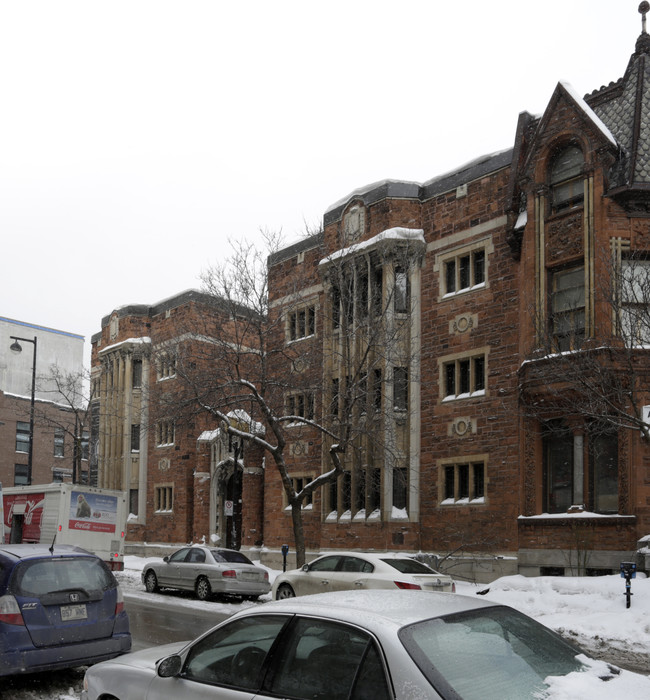 Bishop Court Apartments in Montréal, QC - Building Photo - Building Photo