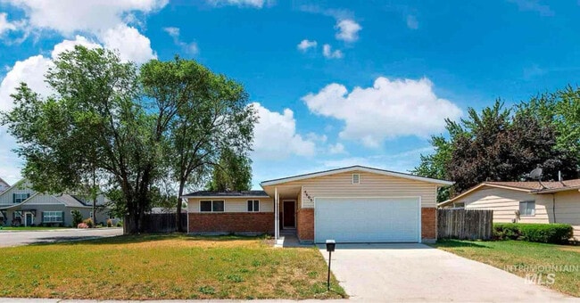 property at 5603 Centerbrook Dr