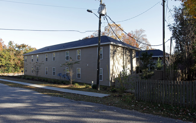 2125 Aberdeen Ave